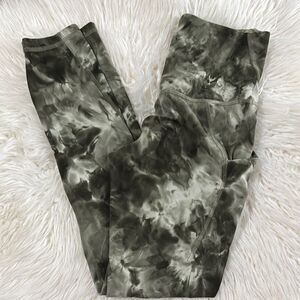 Lululemon Green Tie-Dye Leggings Size 4
